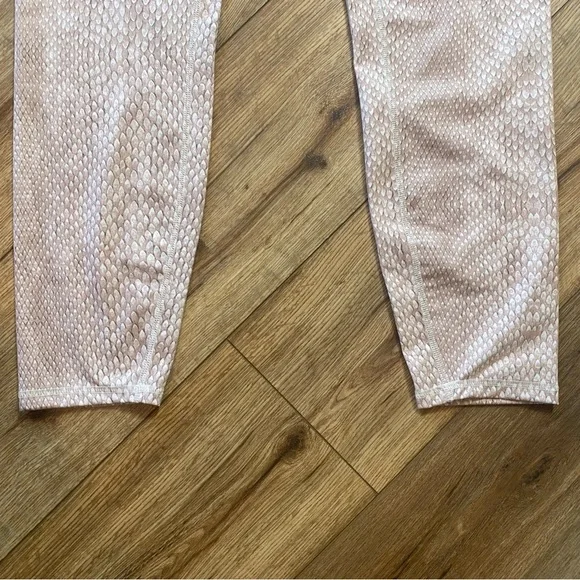Varley Biona Tight Stone Snake print leggings - Picture 11 of 14